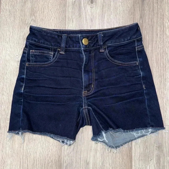 American Eagle High Rise Short Size 2 - Picture 2 of 4